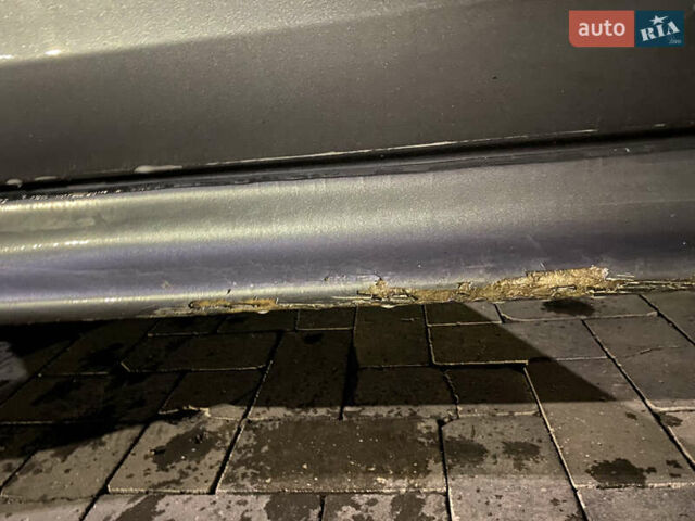 Серый Мицубиси Лансер, объемом двигателя 1.5 л и пробегом 227 тыс. км за 7300 $, фото 17 на Automoto.ua