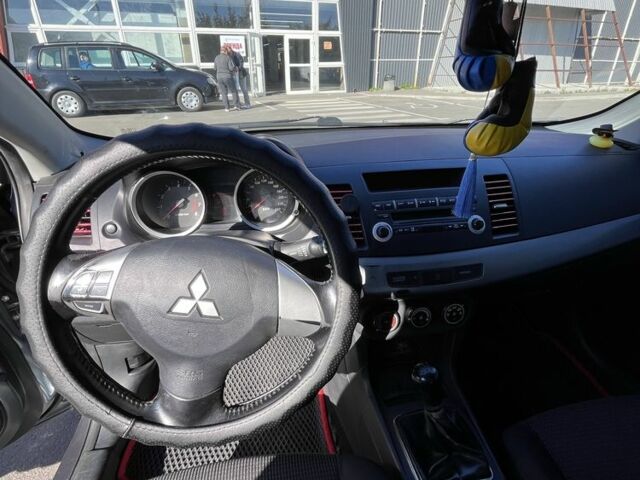 Сірий Міцубісі Lancer, об'ємом двигуна 1.5 л та пробігом 1 тис. км за 5450 $, фото 6 на Automoto.ua