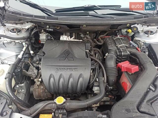Сірий Міцубісі Lancer, об'ємом двигуна 1.5 л та пробігом 255 тис. км за 7500 $, фото 27 на Automoto.ua
