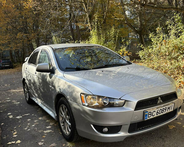 Мицубиси Лансер 2011 в Львове на Automoto.ua Серый Мицубиси Лансер, объемом двигателя 2 л и пробегом 342 тыс. км за 6300 $, фото 7 на Automoto.ua