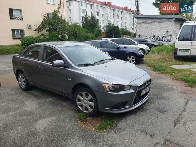 Серый Мицубиси Лансер, объемом двигателя 1.59 л и пробегом 265 тыс. км за 5950 $, фото 2 на Automoto.ua