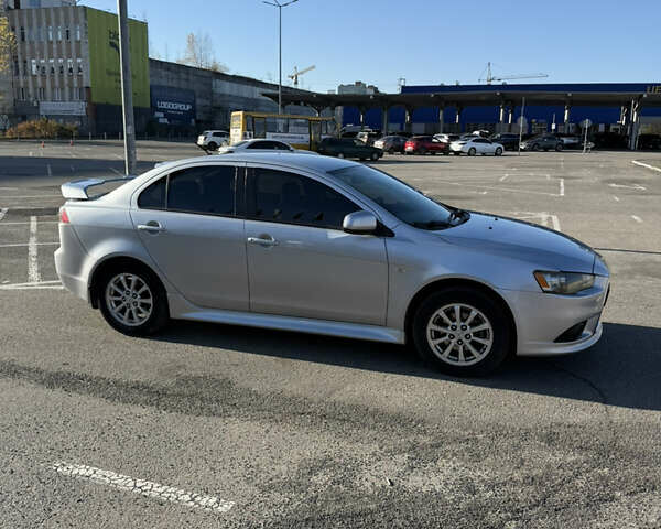 Серый Мицубиси Лансер, объемом двигателя 1.6 л и пробегом 188 тыс. км за 7400 $, фото 3 на Automoto.ua