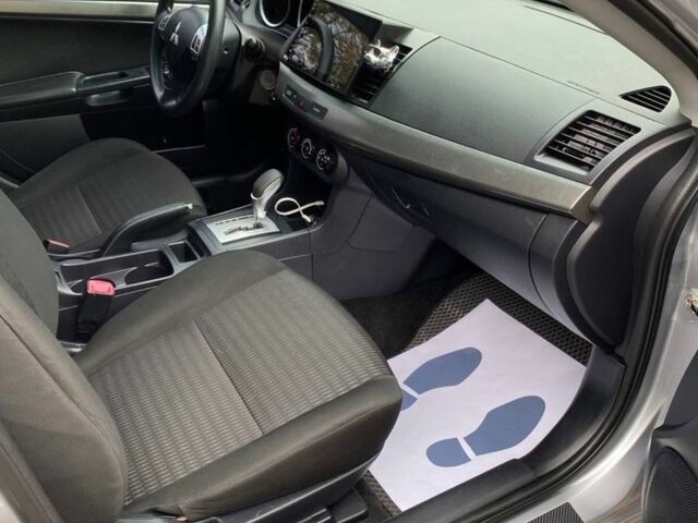 Сірий Міцубісі Lancer, об'ємом двигуна 2 л та пробігом 170 тис. км за 7500 $, фото 15 на Automoto.ua