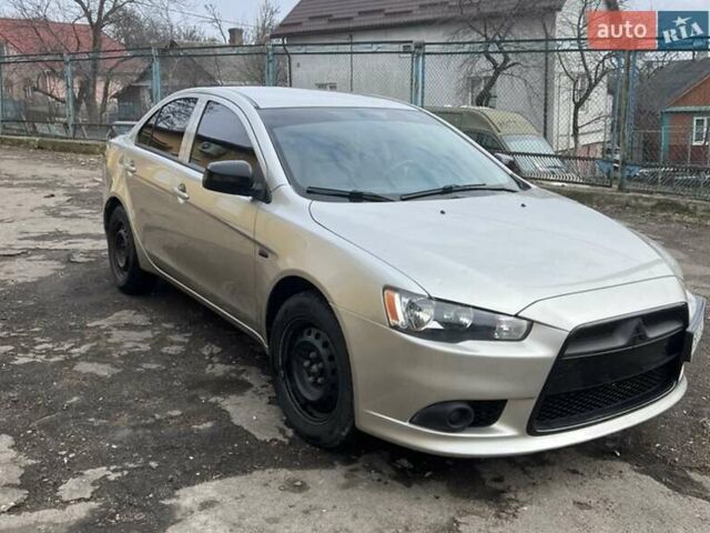 Сірий Міцубісі Lancer, об'ємом двигуна 1.59 л та пробігом 270 тис. км за 5500 $, фото 1 на Automoto.ua