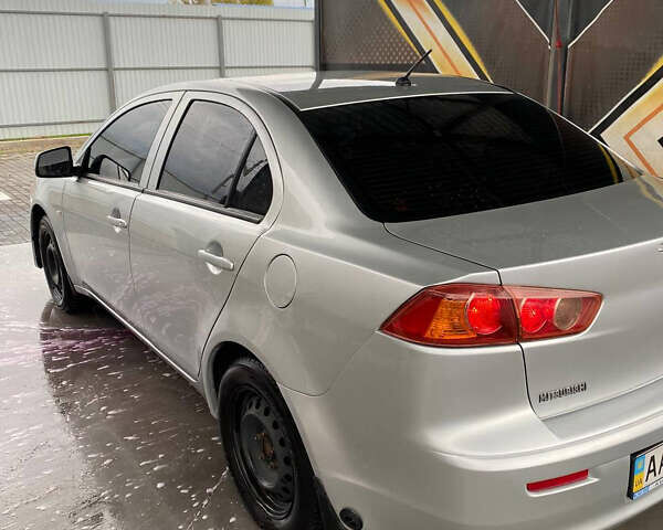 Сірий Міцубісі Lancer, об'ємом двигуна 1.6 л та пробігом 240 тис. км за 7000 $, фото 6 на Automoto.ua