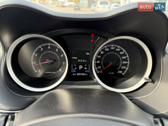 Сірий Міцубісі Lancer, об'ємом двигуна 1.6 л та пробігом 205 тис. км за 7900 $, фото 19 на Automoto.ua