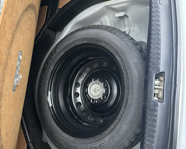 Сірий Міцубісі Lancer, об'ємом двигуна 1.6 л та пробігом 86 тис. км за 7400 $, фото 21 на Automoto.ua