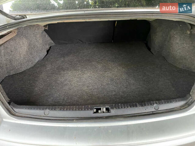 Сірий Міцубісі Lancer, об'ємом двигуна 1.6 л та пробігом 240 тис. км за 7000 $, фото 18 на Automoto.ua