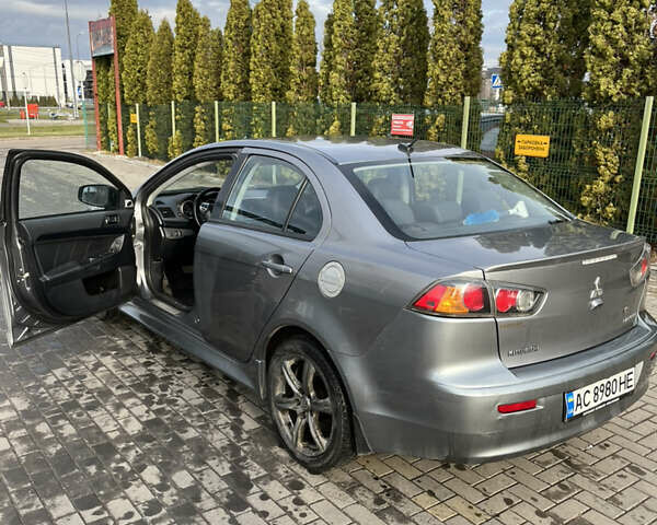 Сірий Міцубісі Lancer, об'ємом двигуна 2.36 л та пробігом 88 тис. км за 7400 $, фото 18 на Automoto.ua