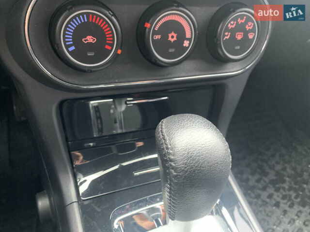 Серый Мицубиси Лансер, объемом двигателя 1.59 л и пробегом 83 тыс. км за 9900 $, фото 38 на Automoto.ua