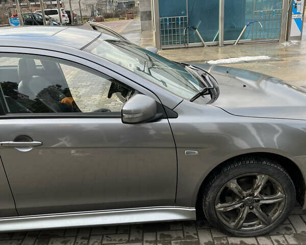 Сірий Міцубісі Lancer, об'ємом двигуна 2.36 л та пробігом 88 тис. км за 7400 $, фото 4 на Automoto.ua