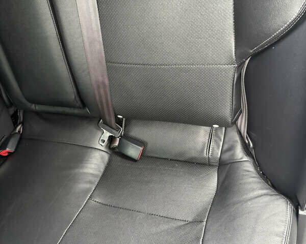 Сірий Міцубісі Lancer, об'ємом двигуна 2.36 л та пробігом 144 тис. км за 10400 $, фото 13 на Automoto.ua