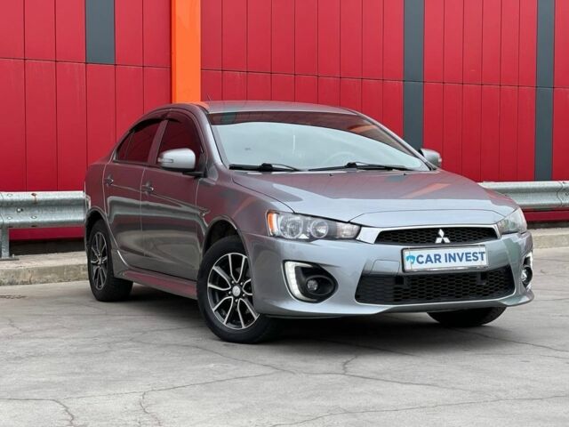 Серый Мицубиси Лансер, объемом двигателя 2 л и пробегом 170 тыс. км за 9500 $, фото 1 на Automoto.ua