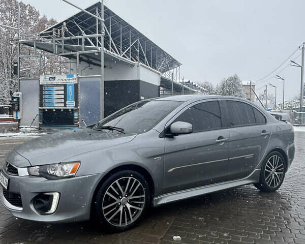 Сірий Міцубісі Lancer, об'ємом двигуна 2.36 л та пробігом 144 тис. км за 10400 $, фото 7 на Automoto.ua