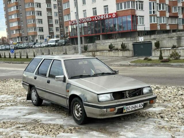 Сірий Міцубісі Lancer, об'ємом двигуна 1.5 л та пробігом 560 тис. км за 425 $, фото 1 на Automoto.ua