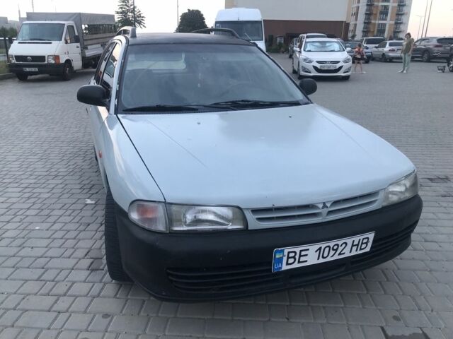 Сірий Міцубісі Lancer, об'ємом двигуна 1.6 л та пробігом 386 тис. км за 1800 $, фото 1 на Automoto.ua