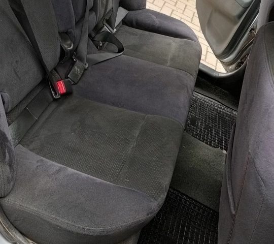 Сірий Міцубісі Lancer, об'ємом двигуна 1.6 л та пробігом 250 тис. км за 2500 $, фото 2 на Automoto.ua