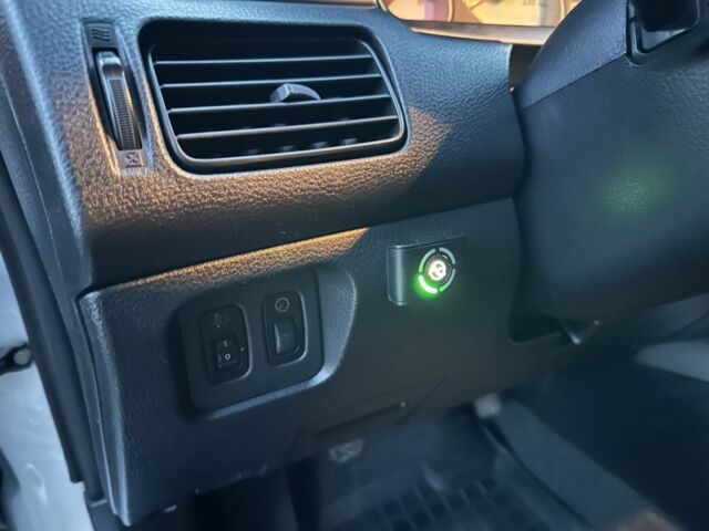 Серый Мицубиси Лансер, объемом двигателя 1.6 л и пробегом 220 тыс. км за 3999 $, фото 17 на Automoto.ua