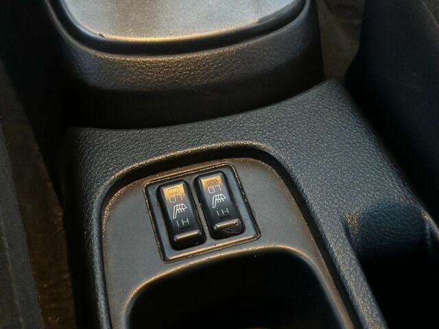 Серый Мицубиси Лансер, объемом двигателя 1.6 л и пробегом 220 тыс. км за 3999 $, фото 16 на Automoto.ua