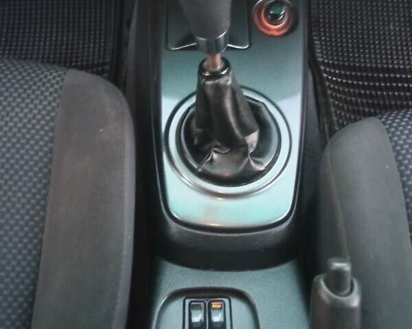 Сірий Міцубісі Lancer, об'ємом двигуна 1.58 л та пробігом 258 тис. км за 2999 $, фото 13 на Automoto.ua