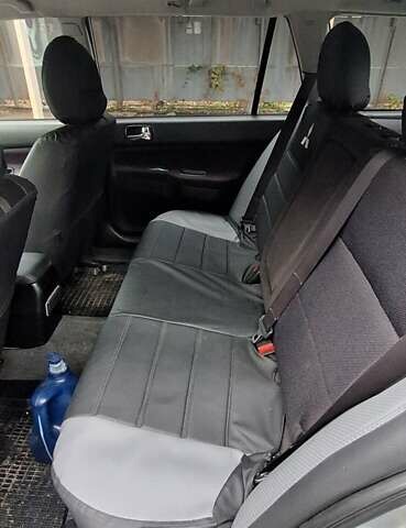 Серый Мицубиси Лансер, объемом двигателя 1.58 л и пробегом 223 тыс. км за 3200 $, фото 11 на Automoto.ua