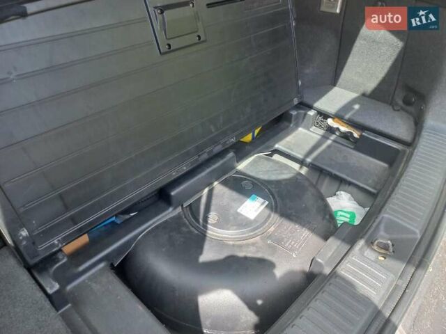 Сірий Міцубісі Lancer, об'ємом двигуна 1.6 л та пробігом 279 тис. км за 5800 $, фото 3 на Automoto.ua