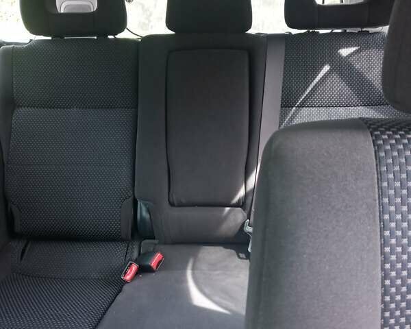 Сірий Міцубісі Lancer, об'ємом двигуна 1.6 л та пробігом 240 тис. км за 5000 $, фото 13 на Automoto.ua