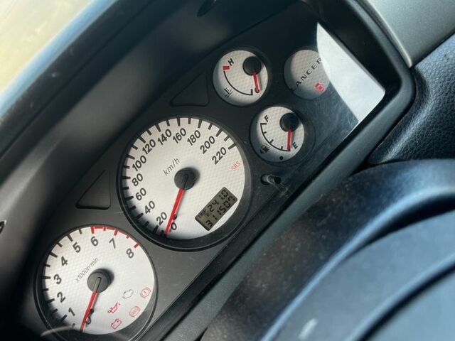 Сірий Міцубісі Lancer, об'ємом двигуна 1.6 л та пробігом 311 тис. км за 3800 $, фото 11 на Automoto.ua