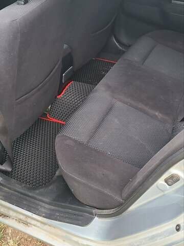 Серый Мицубиси Лансер, объемом двигателя 1.6 л и пробегом 185 тыс. км за 4700 $, фото 9 на Automoto.ua