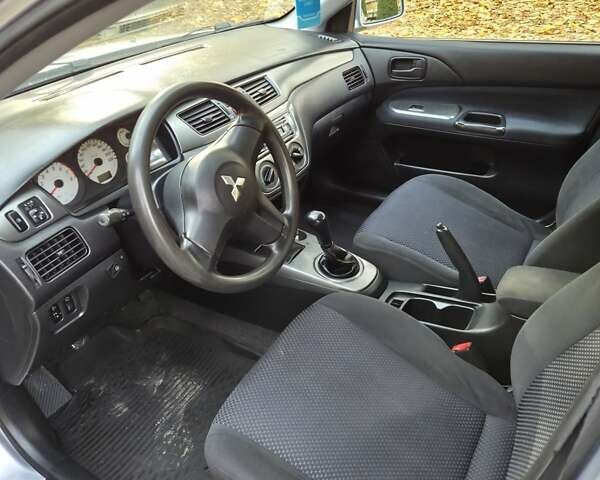 Мицубиси Лансер 2008 в Трускавце на Automoto.ua Серый Мицубиси Лансер, объемом двигателя 1.58 л и пробегом 250 тыс. км за 3200 $, фото 15 на Automoto.ua