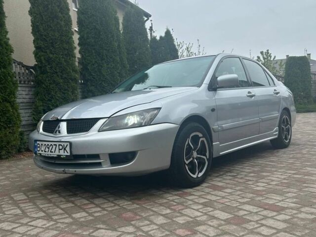 Сірий Міцубісі Lancer, об'ємом двигуна 0.16 л та пробігом 300 тис. км за 3700 $, фото 1 на Automoto.ua