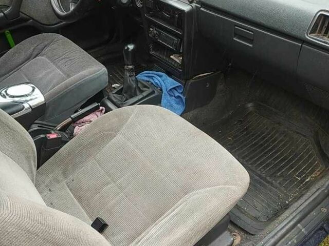 Синий Мицубиси Лансер, объемом двигателя 1.8 л и пробегом 263 тыс. км за 1600 $, фото 3 на Automoto.ua