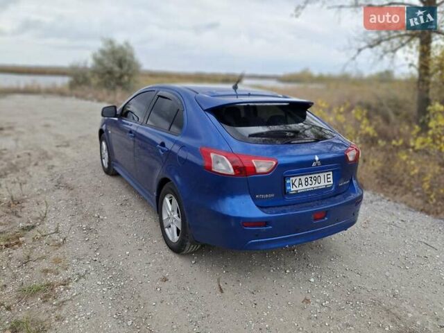 Мицубиси Лансер 2008 в Новомосковске на Automoto.ua Синий Мицубиси Лансер, объемом двигателя 1.8 л и пробегом 223 тыс. км за 4950 $, фото 2 на Automoto.ua
