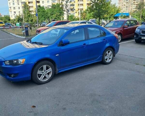 Синий Мицубиси Лансер, объемом двигателя 1.8 л и пробегом 140 тыс. км за 7000 $, фото 3 на Automoto.ua