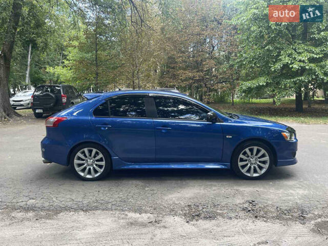 Синий Мицубиси Лансер, объемом двигателя 2.36 л и пробегом 320 тыс. км за 7700 $, фото 3 на Automoto.ua