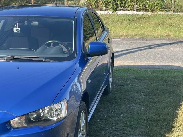 Синий Мицубиси Лансер, объемом двигателя 1.8 л и пробегом 228 тыс. км за 8300 $, фото 2 на Automoto.ua