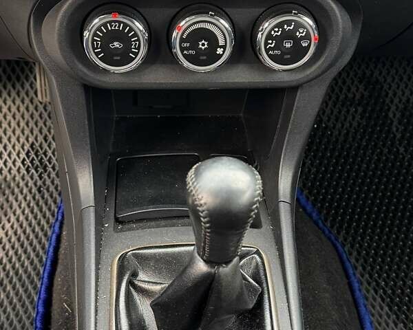 Синий Мицубиси Лансер, объемом двигателя 1.8 л и пробегом 317 тыс. км за 6500 $, фото 11 на Automoto.ua