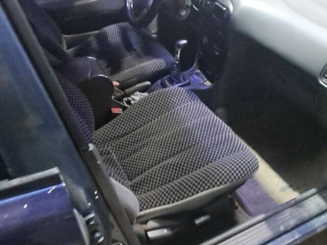 Синий Мицубиси Лансер, объемом двигателя 0 л и пробегом 140 тыс. км за 1500 $, фото 2 на Automoto.ua