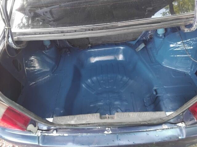 Синий Мицубиси Лансер, объемом двигателя 1.3 л и пробегом 3 тыс. км за 1399 $, фото 4 на Automoto.ua