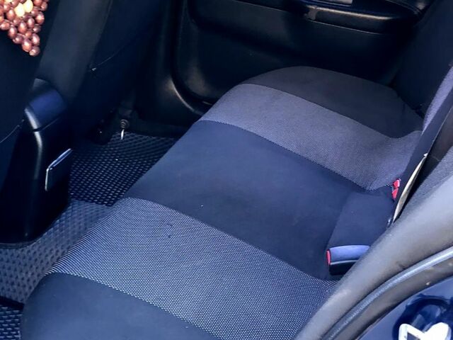 Синій Міцубісі Lancer, об'ємом двигуна 1.6 л та пробігом 248 тис. км за 4200 $, фото 5 на Automoto.ua