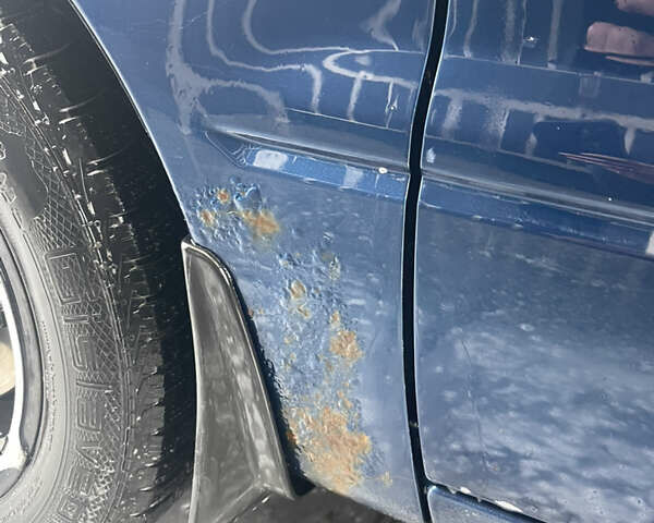 Синий Мицубиси Лансер, объемом двигателя 1.58 л и пробегом 234 тыс. км за 3500 $, фото 11 на Automoto.ua