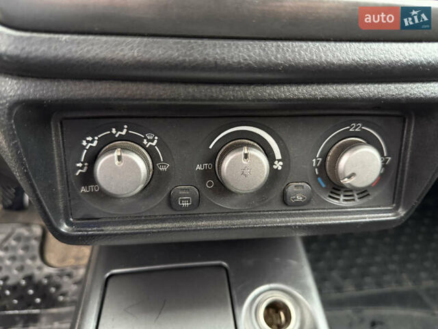 Синій Міцубісі Lancer, об'ємом двигуна 1.58 л та пробігом 513 тис. км за 2500 $, фото 25 на Automoto.ua