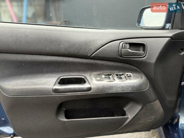 Синій Міцубісі Lancer, об'ємом двигуна 1.58 л та пробігом 513 тис. км за 2500 $, фото 18 на Automoto.ua