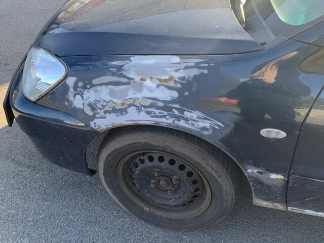 Синій Міцубісі Lancer, об'ємом двигуна 1.6 л та пробігом 242 тис. км за 2100 $, фото 7 на Automoto.ua