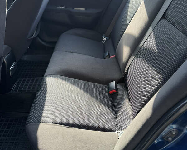 Синій Міцубісі Lancer, об'ємом двигуна 1.6 л та пробігом 148 тис. км за 3000 $, фото 14 на Automoto.ua