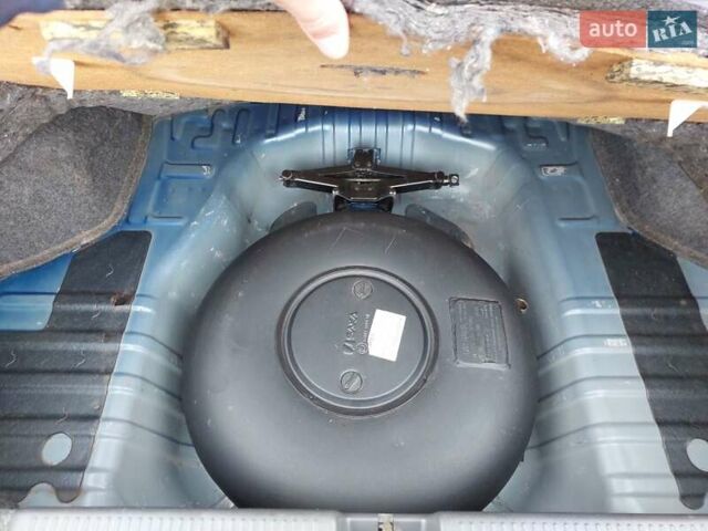 Синий Мицубиси Лансер, объемом двигателя 1.6 л и пробегом 222 тыс. км за 4599 $, фото 16 на Automoto.ua