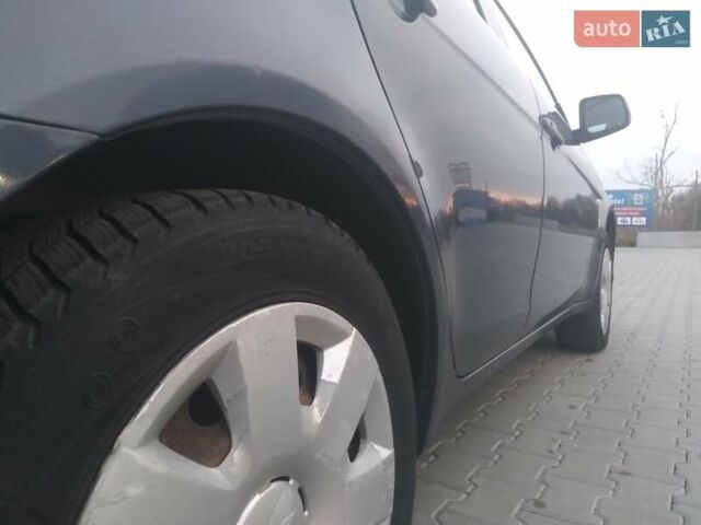 Синий Мицубиси Лансер, объемом двигателя 1.5 л и пробегом 260 тыс. км за 5000 $, фото 7 на Automoto.ua