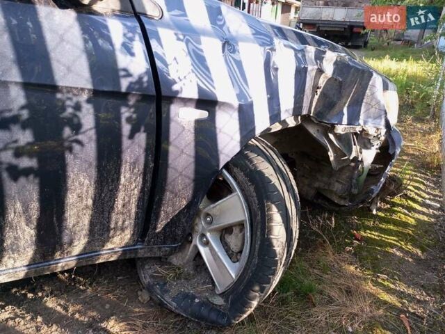 Синий Мицубиси Лансер, объемом двигателя 1.5 л и пробегом 207 тыс. км за 2500 $, фото 4 на Automoto.ua