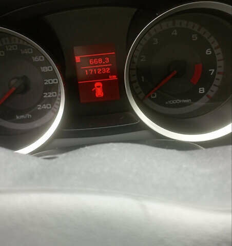 Синий Мицубиси Лансер, объемом двигателя 1.47 л и пробегом 172 тыс. км за 6350 $, фото 5 на Automoto.ua