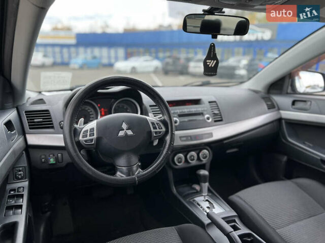 Мицубиси Лансер 2008 в Киеве на Automoto.ua Синий Мицубиси Лансер, объемом двигателя 2 л и пробегом 265 тыс. км за 6200 $, фото 15 на Automoto.ua